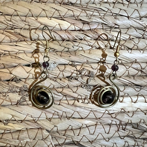 Handmade purple bead East African brass drop dangle swirl earrings - Picture 2 of 4